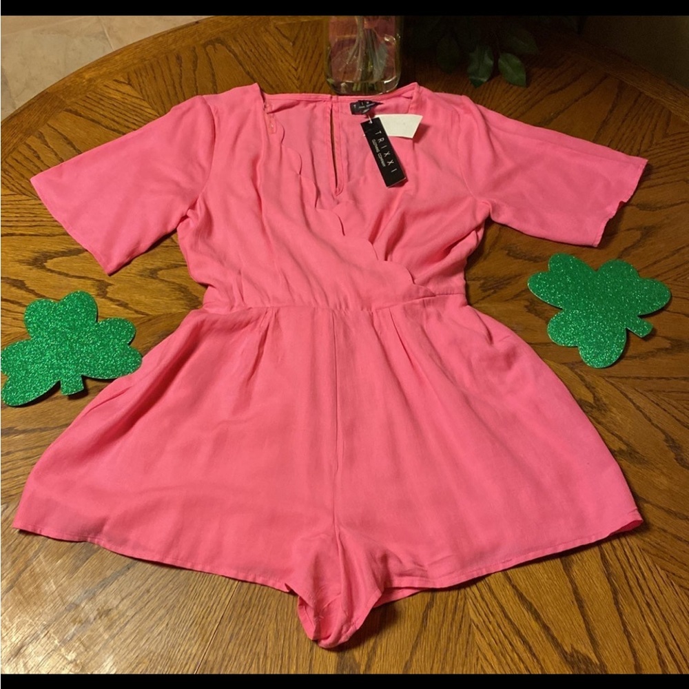 Trixxi romper Medium 8/10